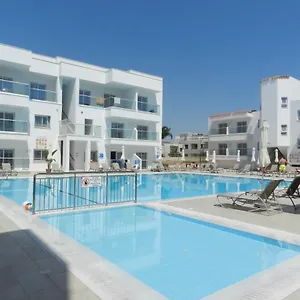 Apart Otel Evabelle Napa Aya Napa