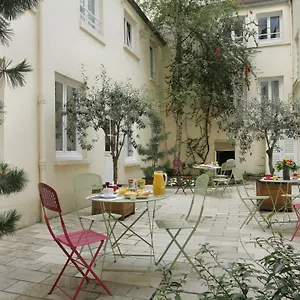 Otel The Originals City, Lecourbe, Tour Eiffel Paris